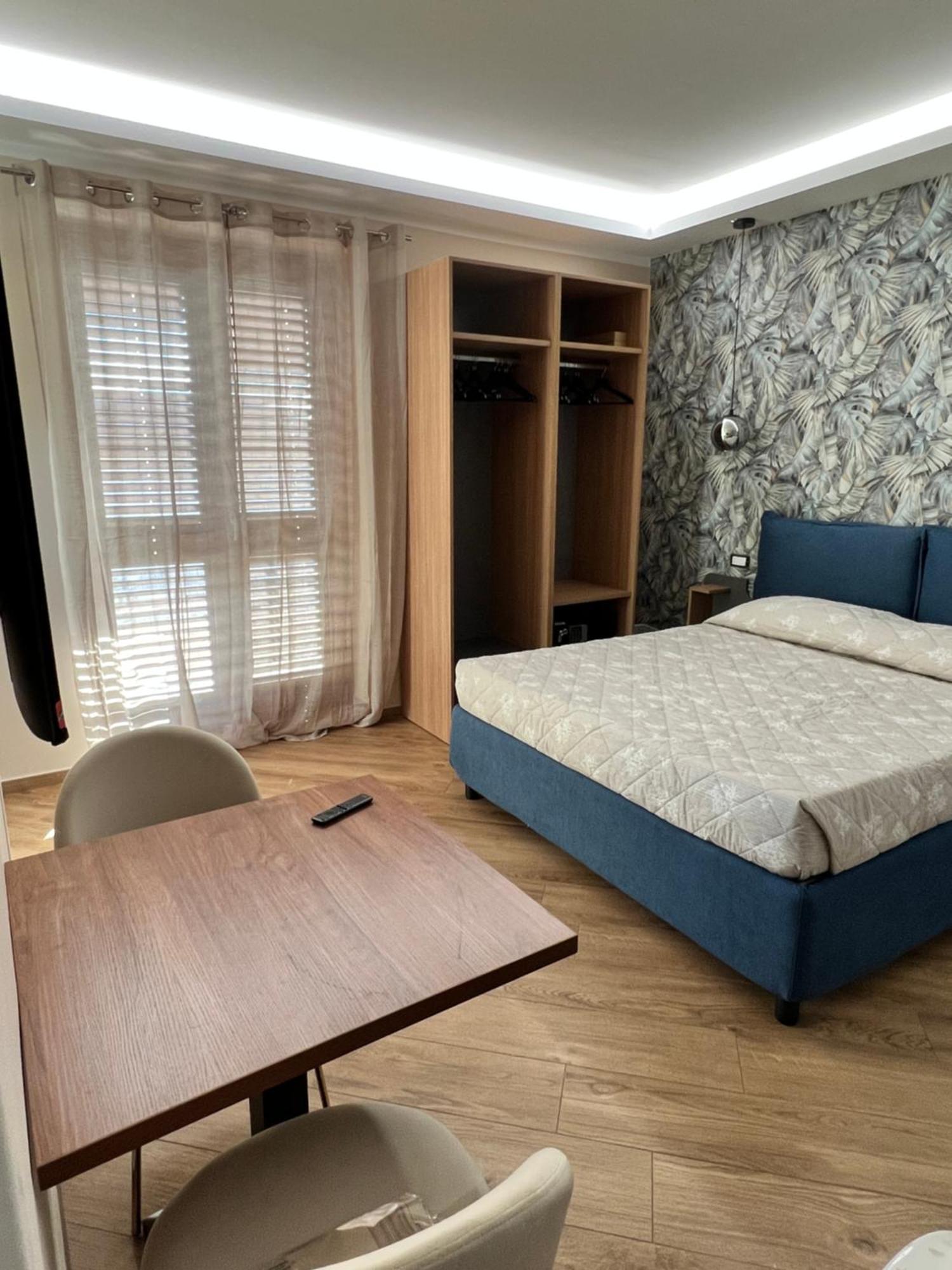 Poseidonrooms 卡梅罗塔的码头 外观 照片